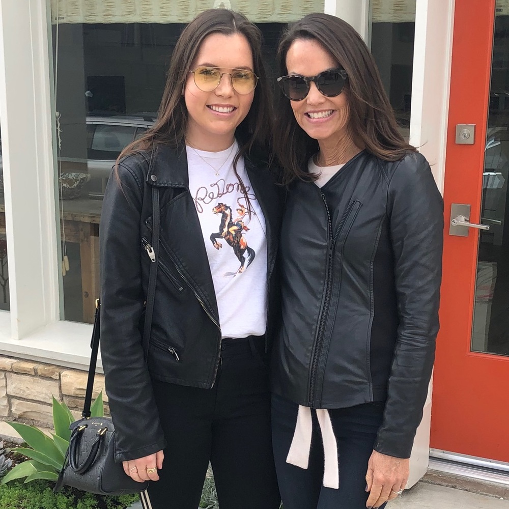 Meet your Posher, Elise